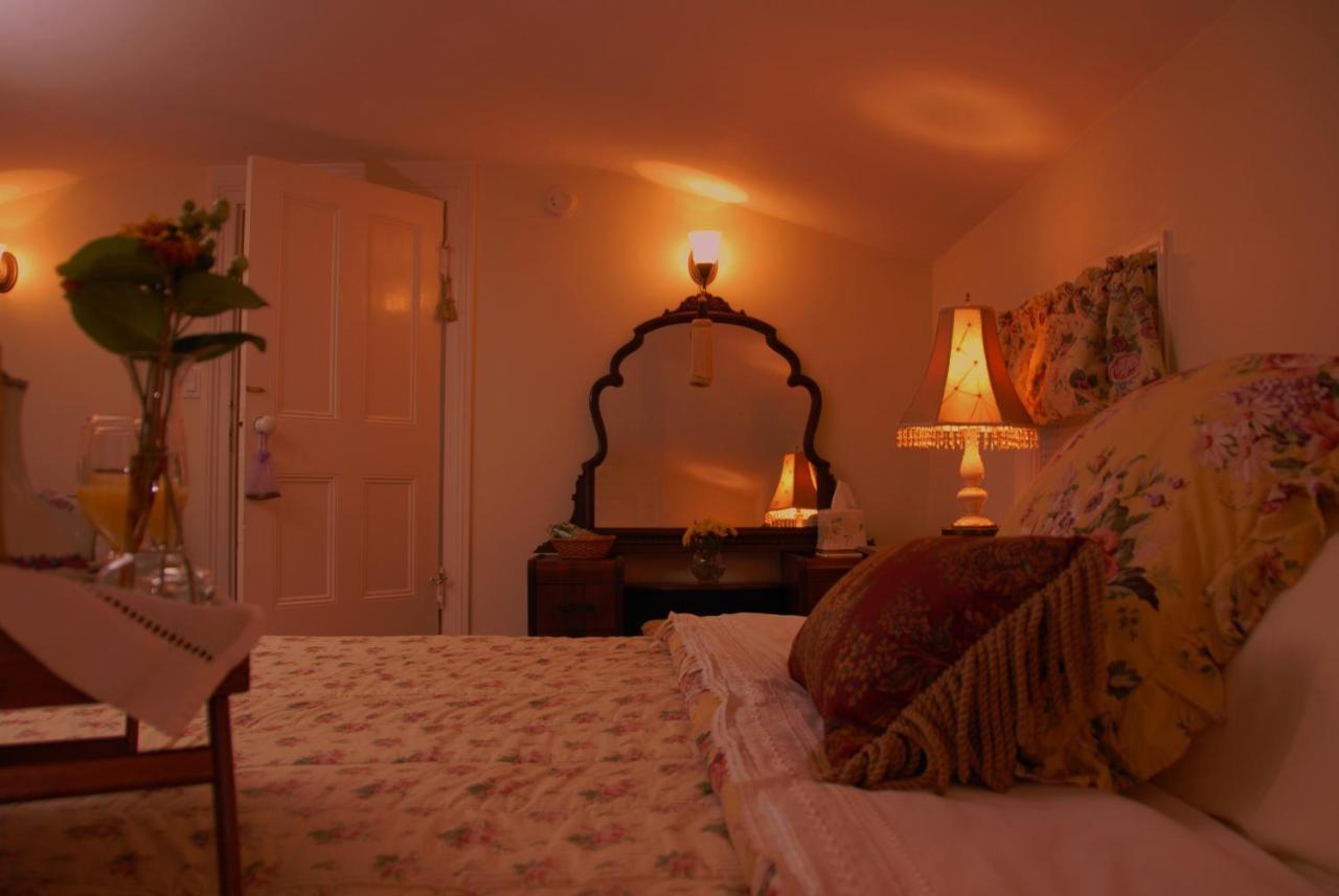 Arbor View House Bed And Breakfast East Marion Exterior foto